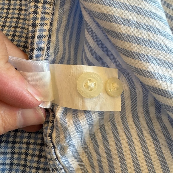 Vineyard Vines Party Tucker Slim Fit Blue and White Mixed Pattern Shirt/ medium - Picture 10 of 13